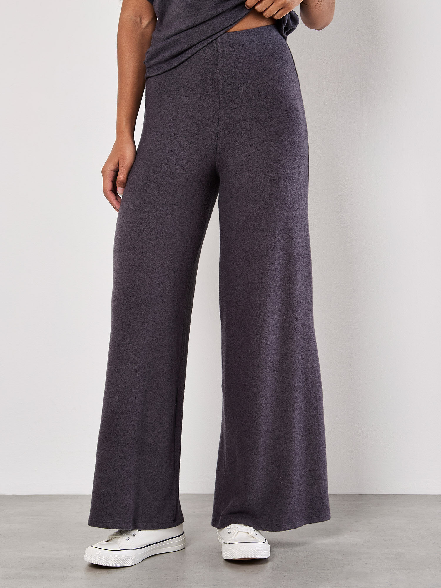 Apricot palm trousers outlet