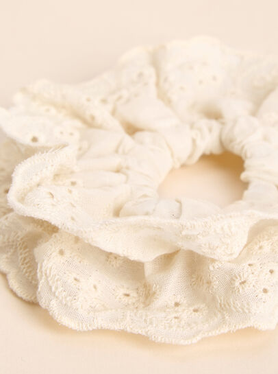 Broderie Anglaise Scrunchie