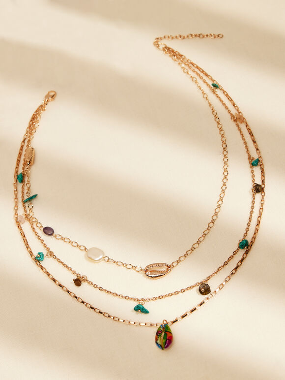 Goldfarbene Halskette mit mehrlagigen Steinen und Muscheln, sortiert, groß