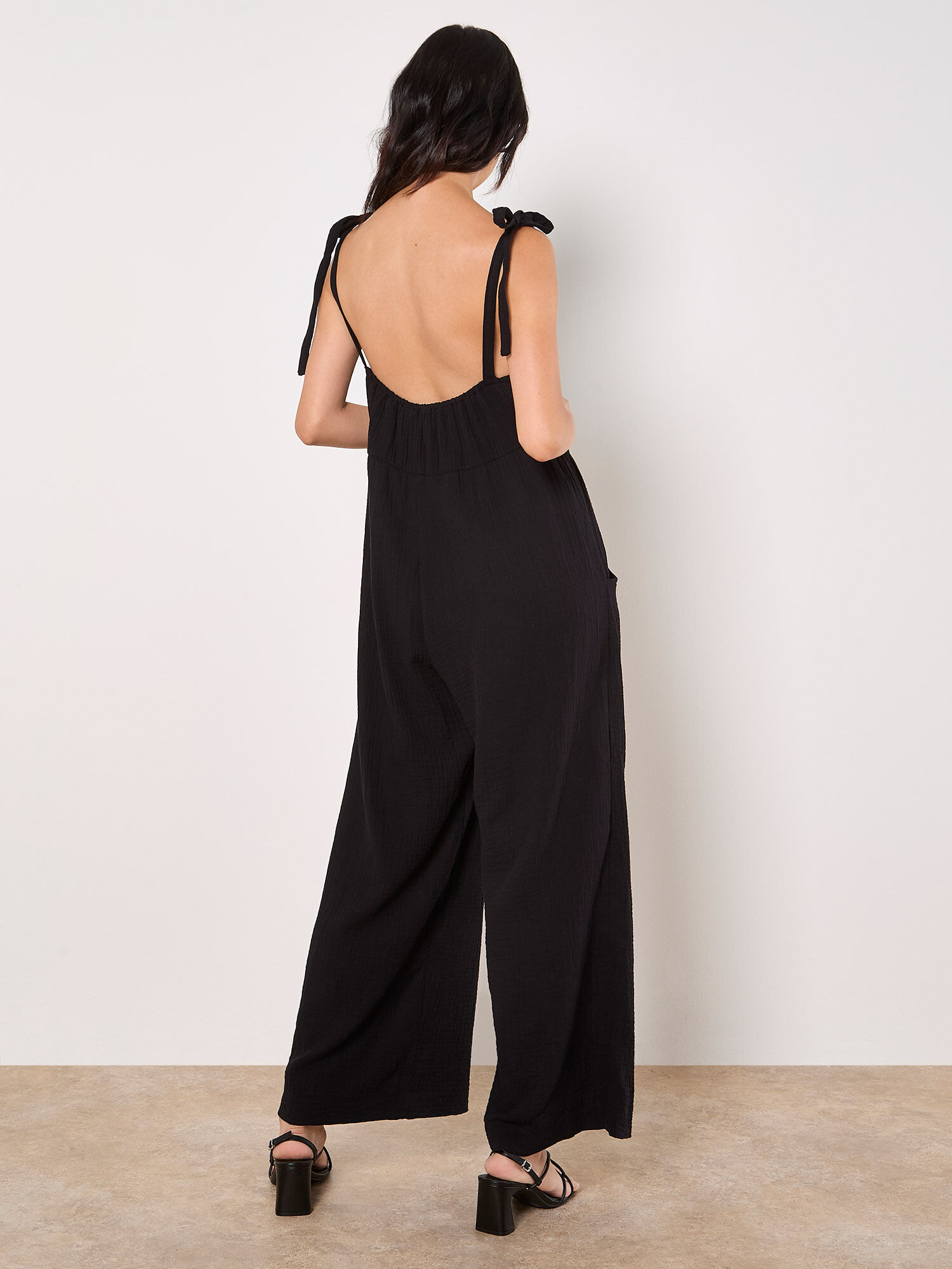 美品　AMERI CLOUDY PYTHON TOP Textured Cotton Wide Leg Jumpsuit | Apricot Clothing
