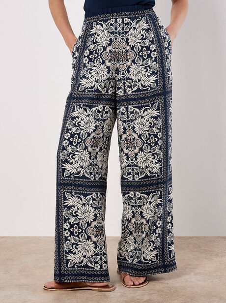 Scarf Print Flare Trousers
