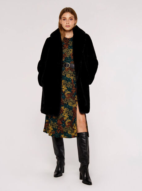 Oversized Super-Soft Faux Fur Coat