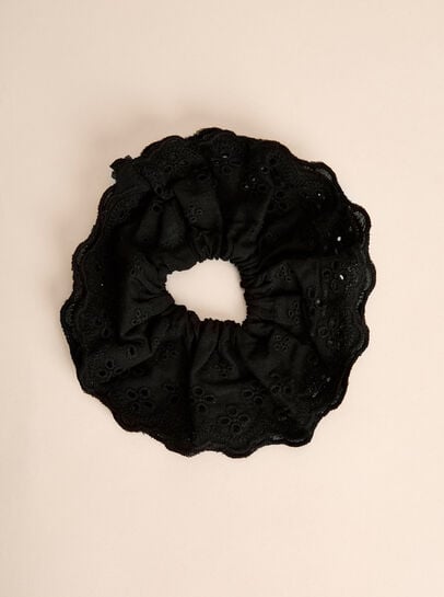 Broderie Anglaise Scrunchie