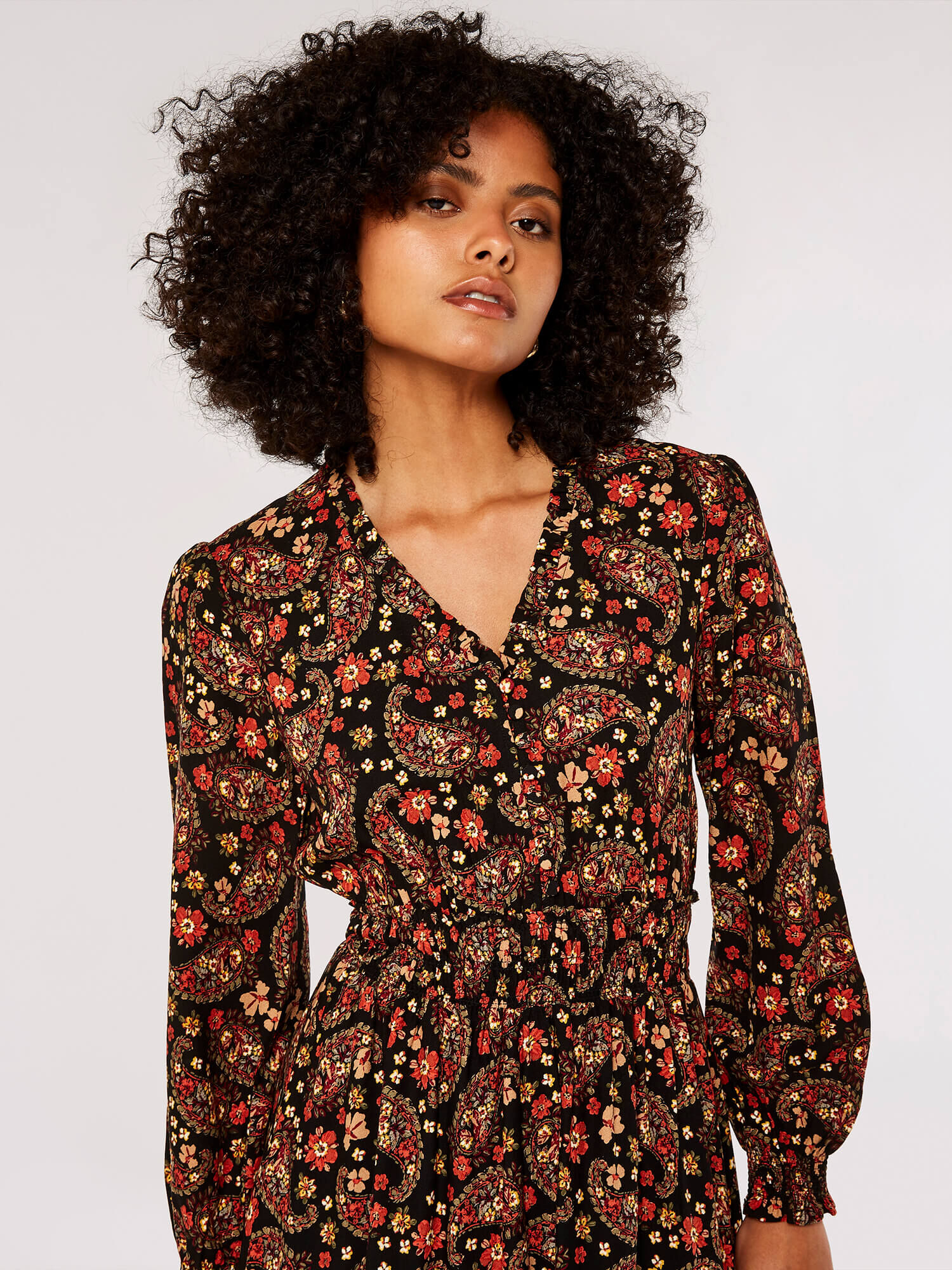 H*a様 PAISLEY EMBROIDERY DRESS BLACK Buy Bombay Paisley Black Embroidered Cotton A-Line Dress from Westside