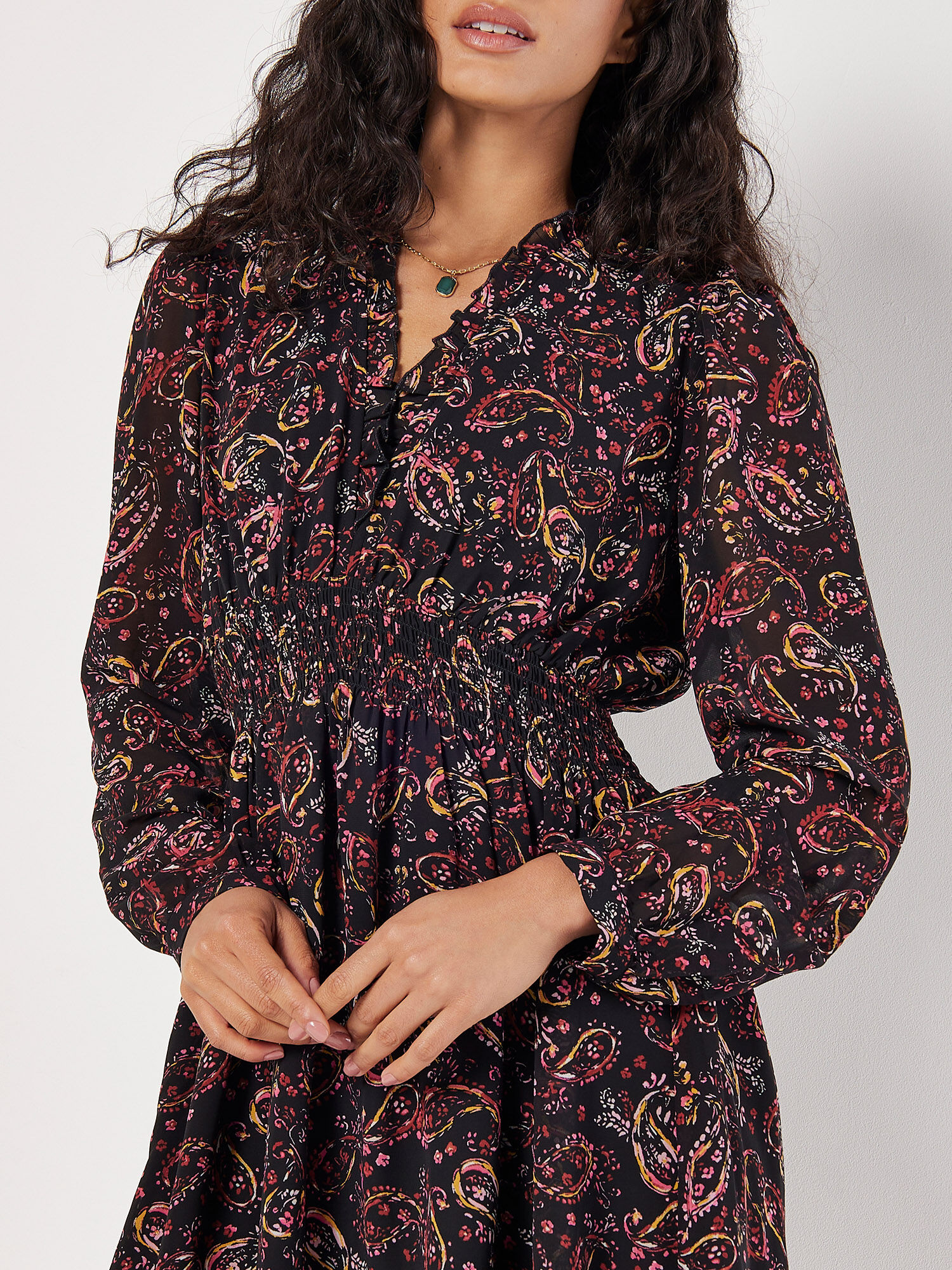 Shop Women s Clothing Apricot Clothing