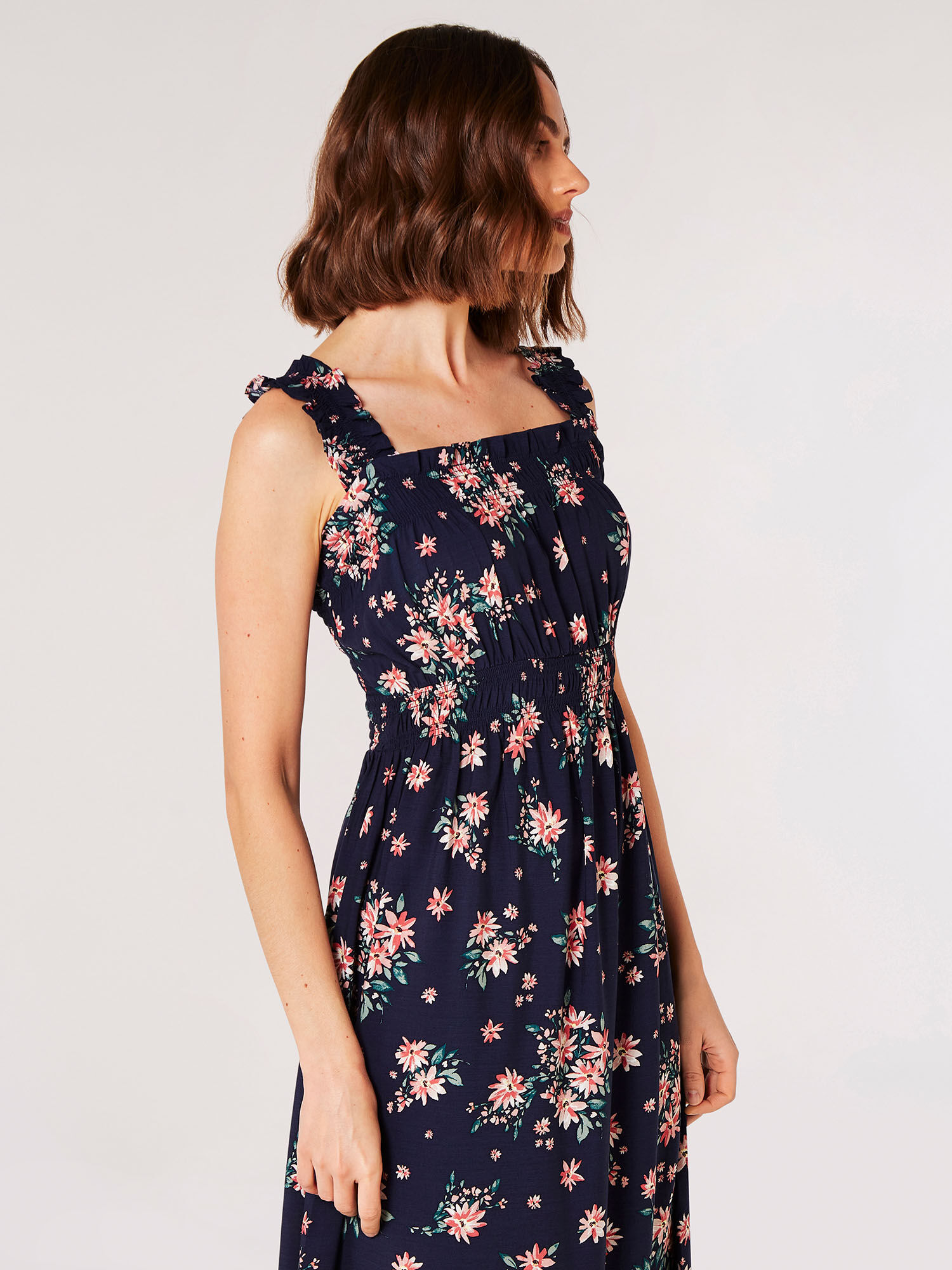 Robe longue fleurie bleu marine on sale