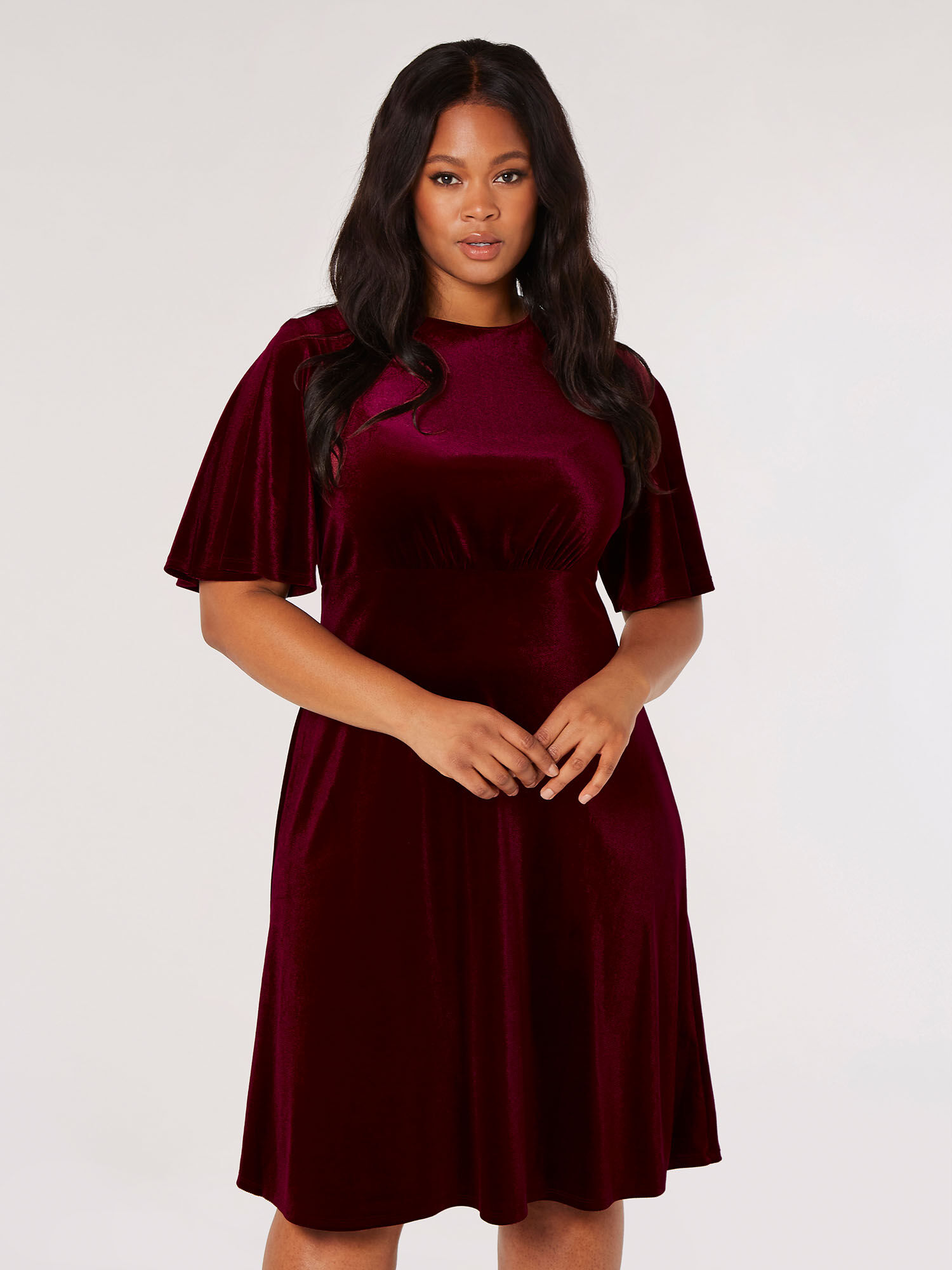 Curve Robe Courte Evasee En Velours