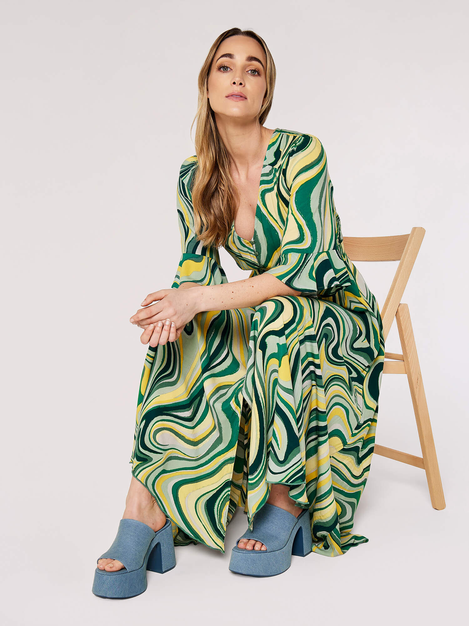 Retro-Swirl-Maxikleid | Apricot Kleidung