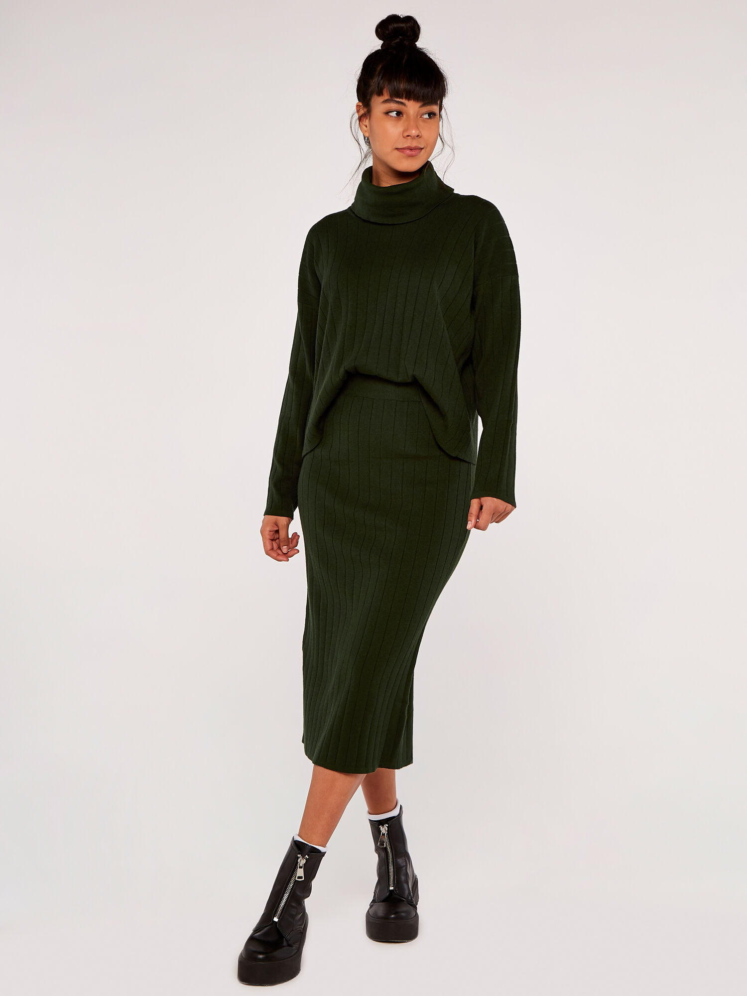 Ribbed Knit Skirt | Apricot UK
