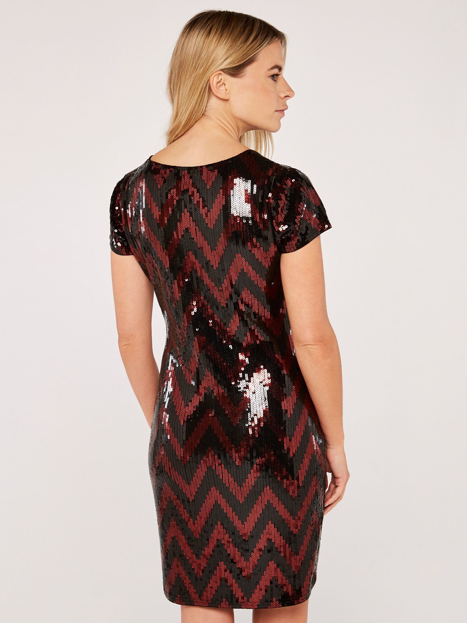 Chevron shift dress 2025