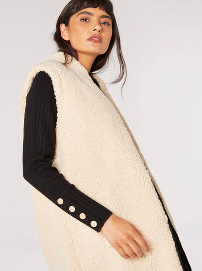 Reversible Borg Quilted Gilet