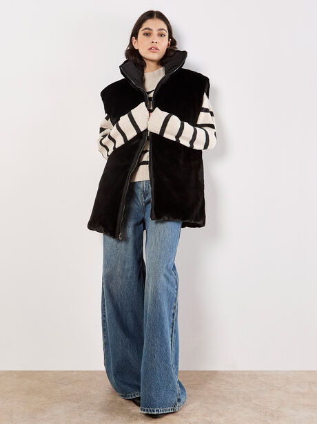 Reversible Oversized Puffer Gilet