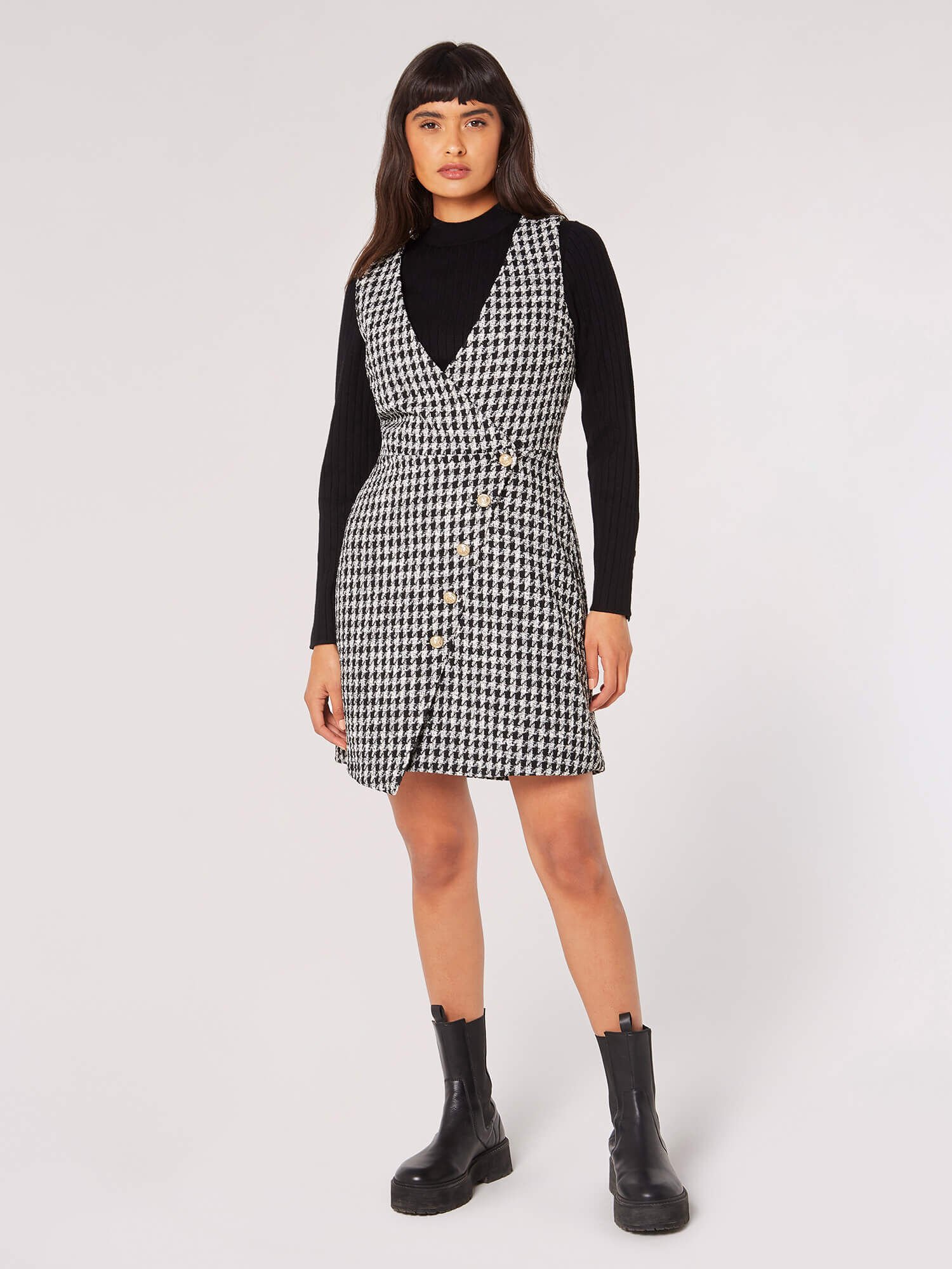 Dogtooth pinafore shop