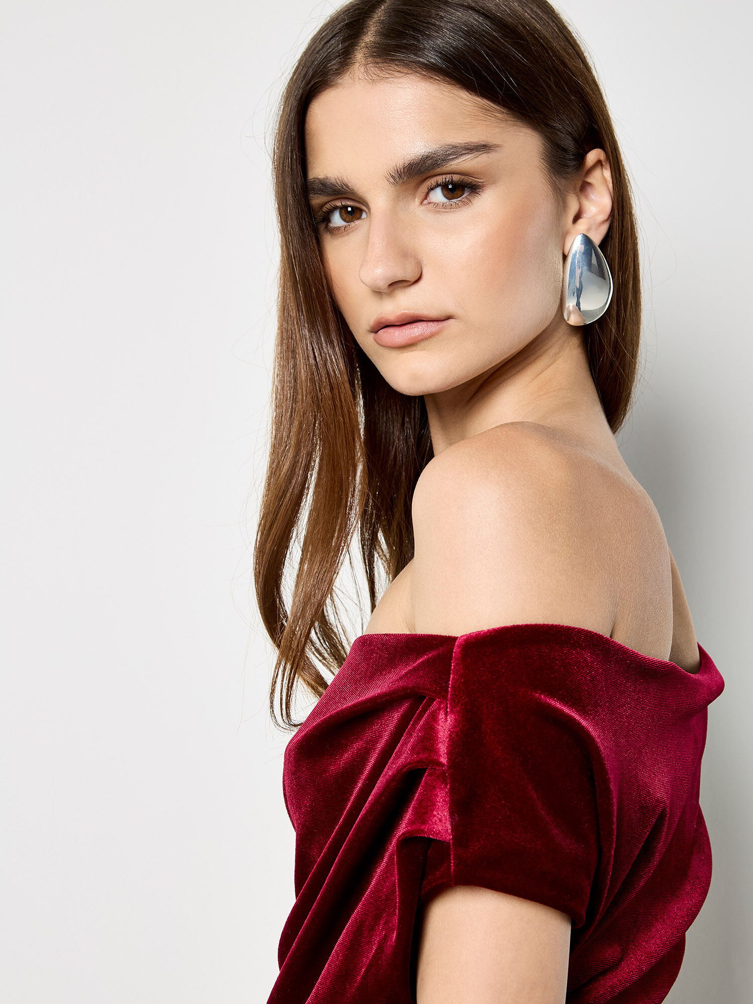 One-Shoulder Velvet Bodycon Mini Dress