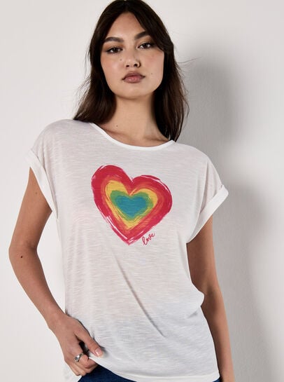 Heart Print Graphic T-Shirt