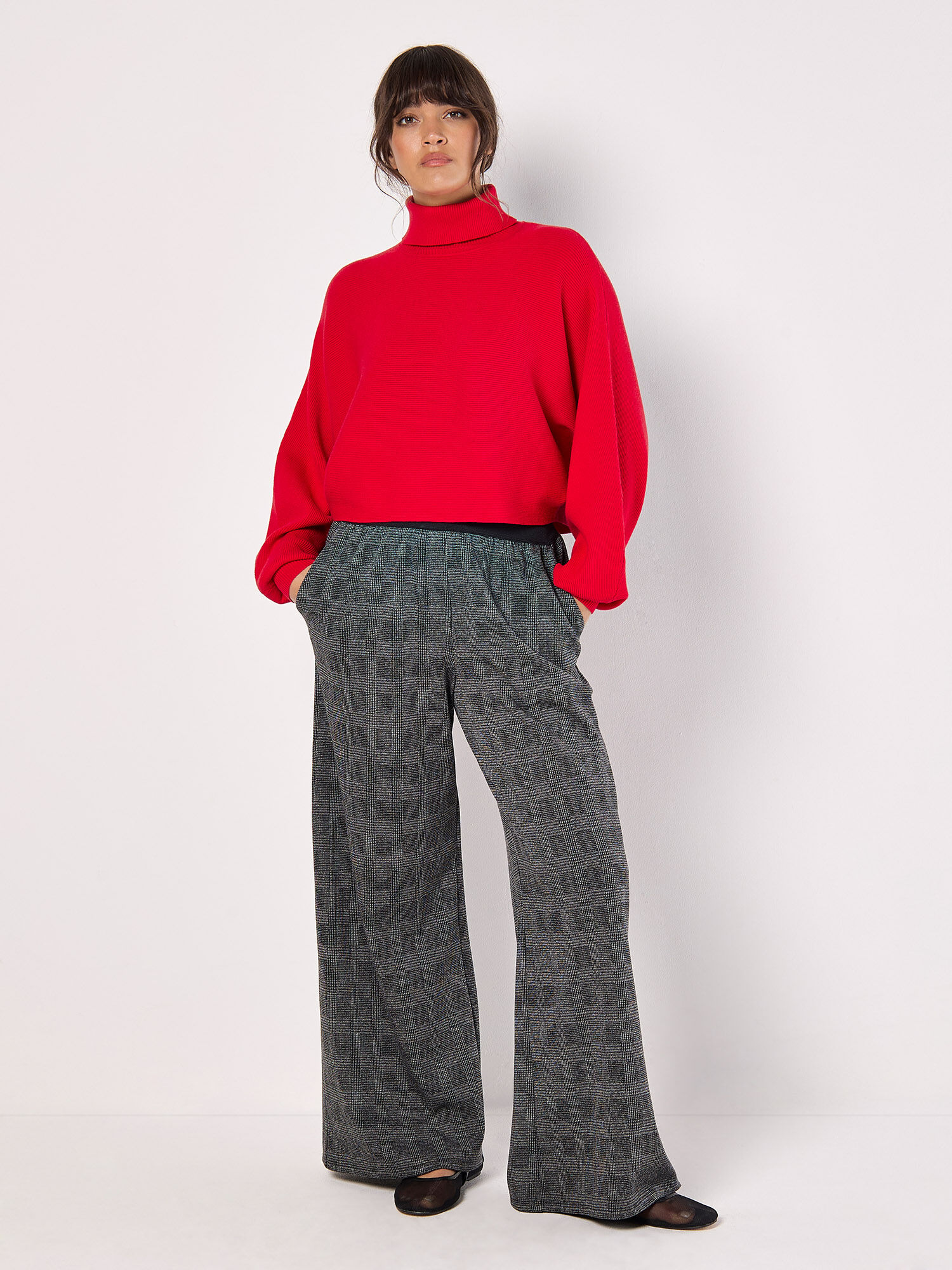 Red batwing jumper top