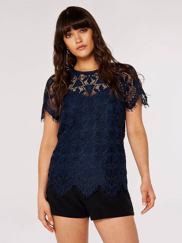 Guipure Scallop Lace Top