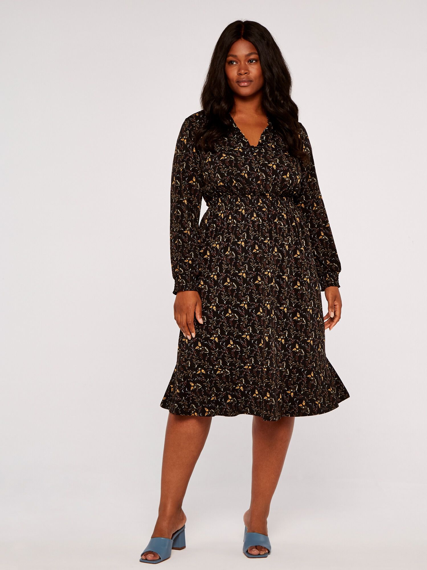 Curve Flower Stem Dress Apricot Clothing
