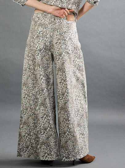 Zimi Wide-Leg Leopard Print Jeans