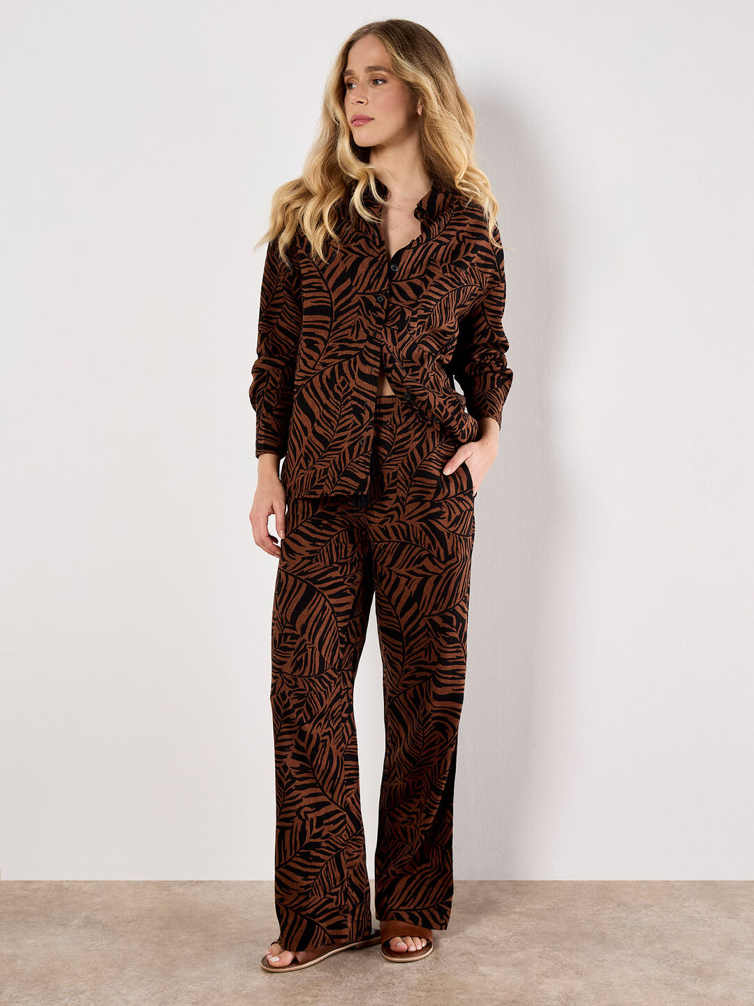 Brown Leaf Linen Blend Co-ord