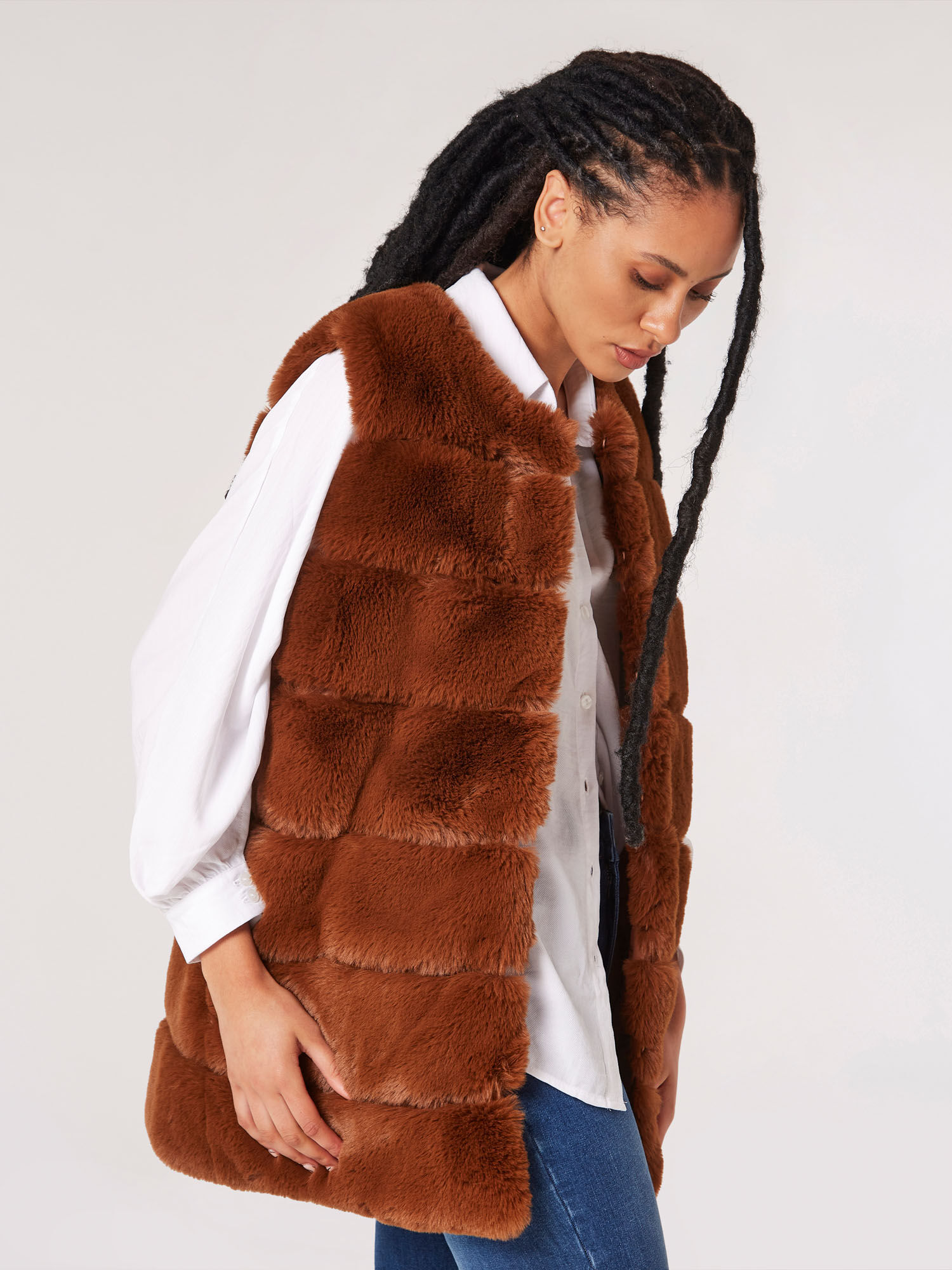 Plus size faux fur vest store