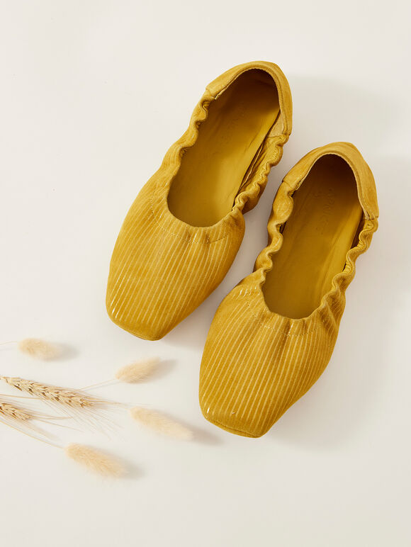 Dancing Ballerina Shoe, Yellow, large