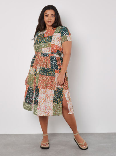 Curve - Robe Midi À Imprimé Patchwork Et Petites Fleurs