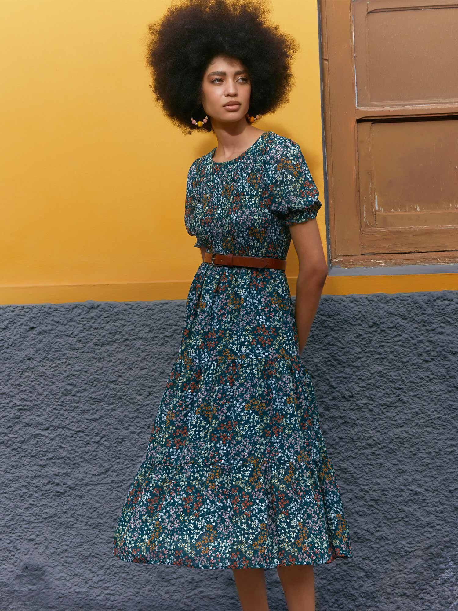 Apricot tea dress shop