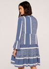 Gestuftes Kleid mit geometrischem V-Ausschnitt, Blau, Größe L