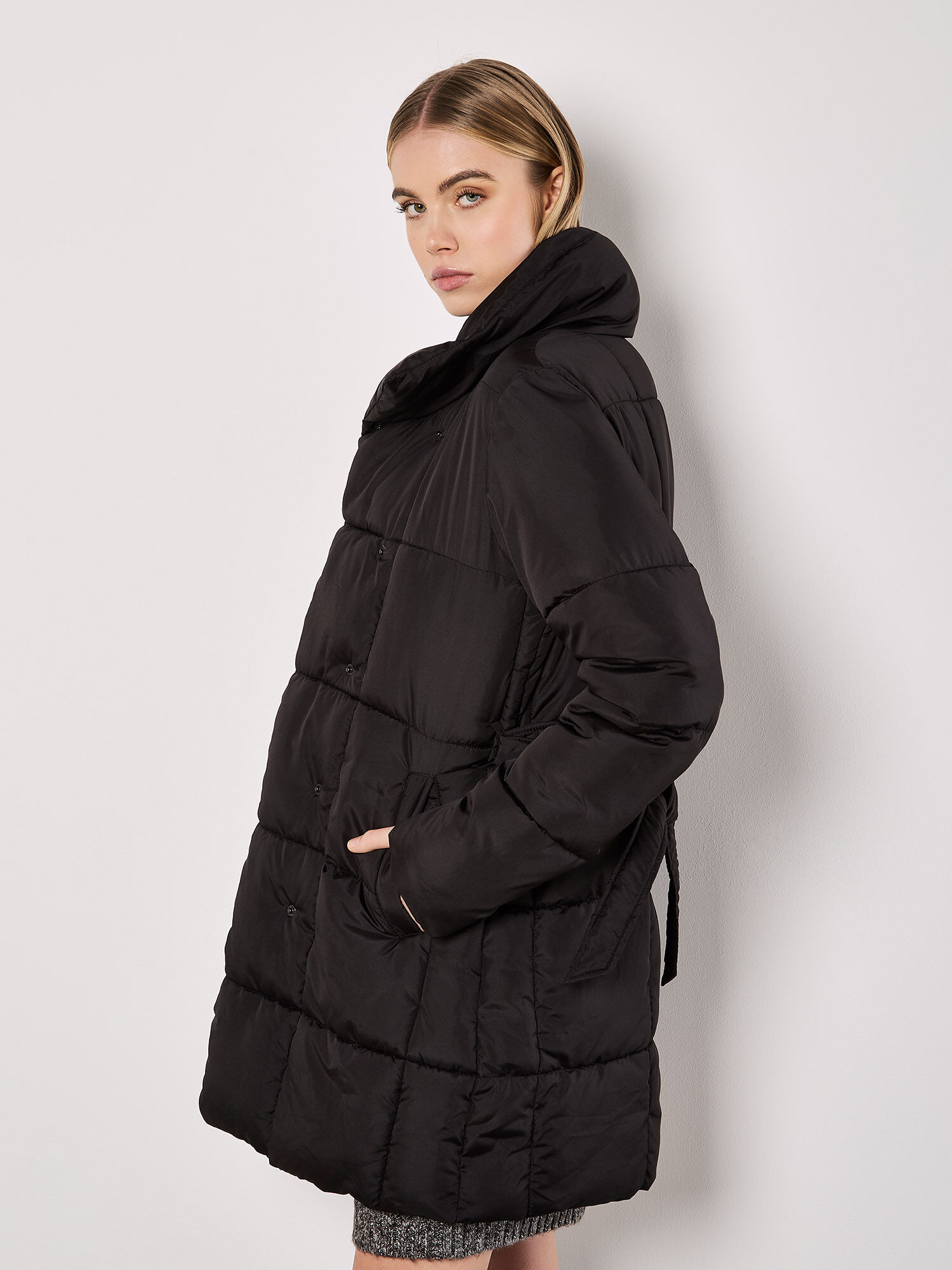 Quilted Puffer Jacket | Apricot Clothing