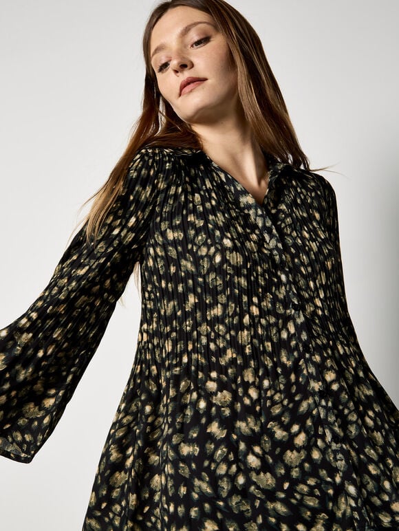 Abstract Animal Chiffon Plisse Shirt, Black, large