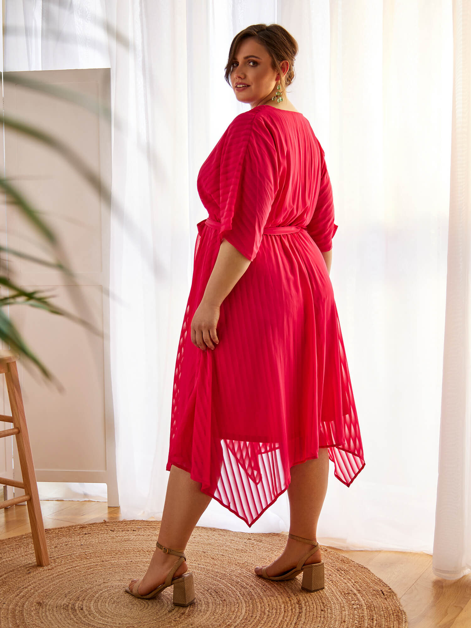 Curve party outlet wear