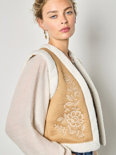 Floral Suede Teddy Borg Gilet