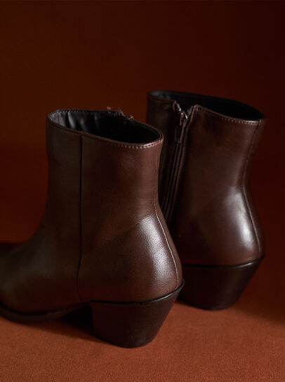 Short Heeled Pointed Boots