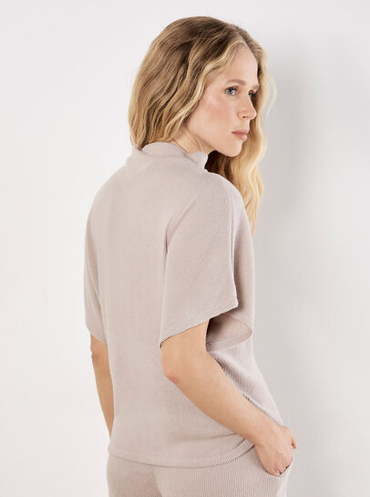 Soft Knit Side Ruched Top