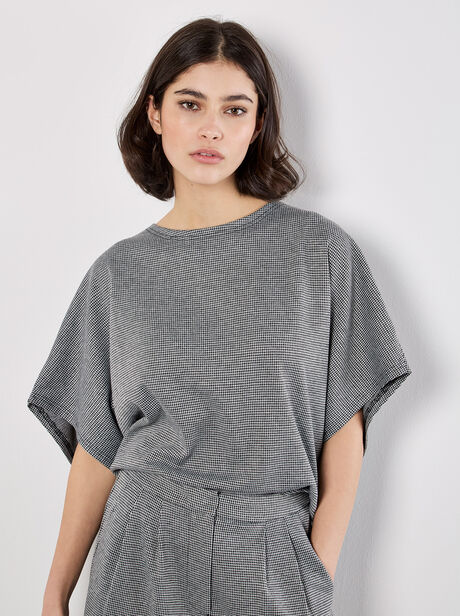 Dogtooth Batwing Cape Top