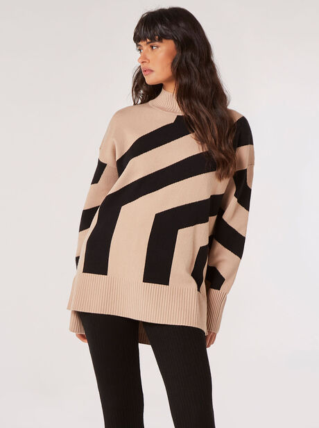 Oversized Geometric Stripe Jumper