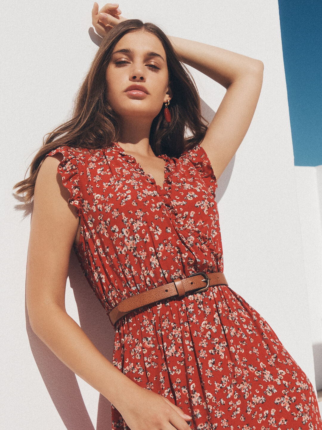 Thin Leather Gold Buckle Belt