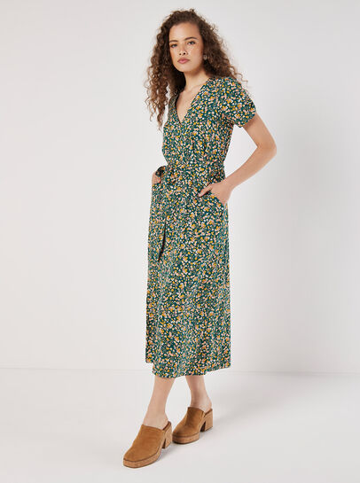 Ditsy Floral Decorative Button Midi Dress