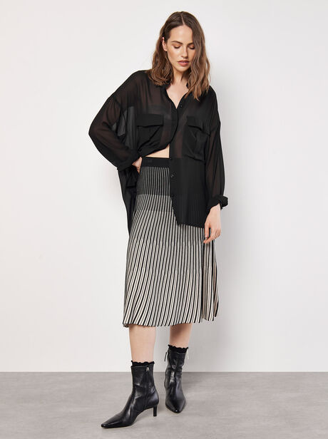 Gradiating Stripe Ribbed Knit Midi Skirt