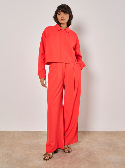 Soft Tailored Cropped Jacket
