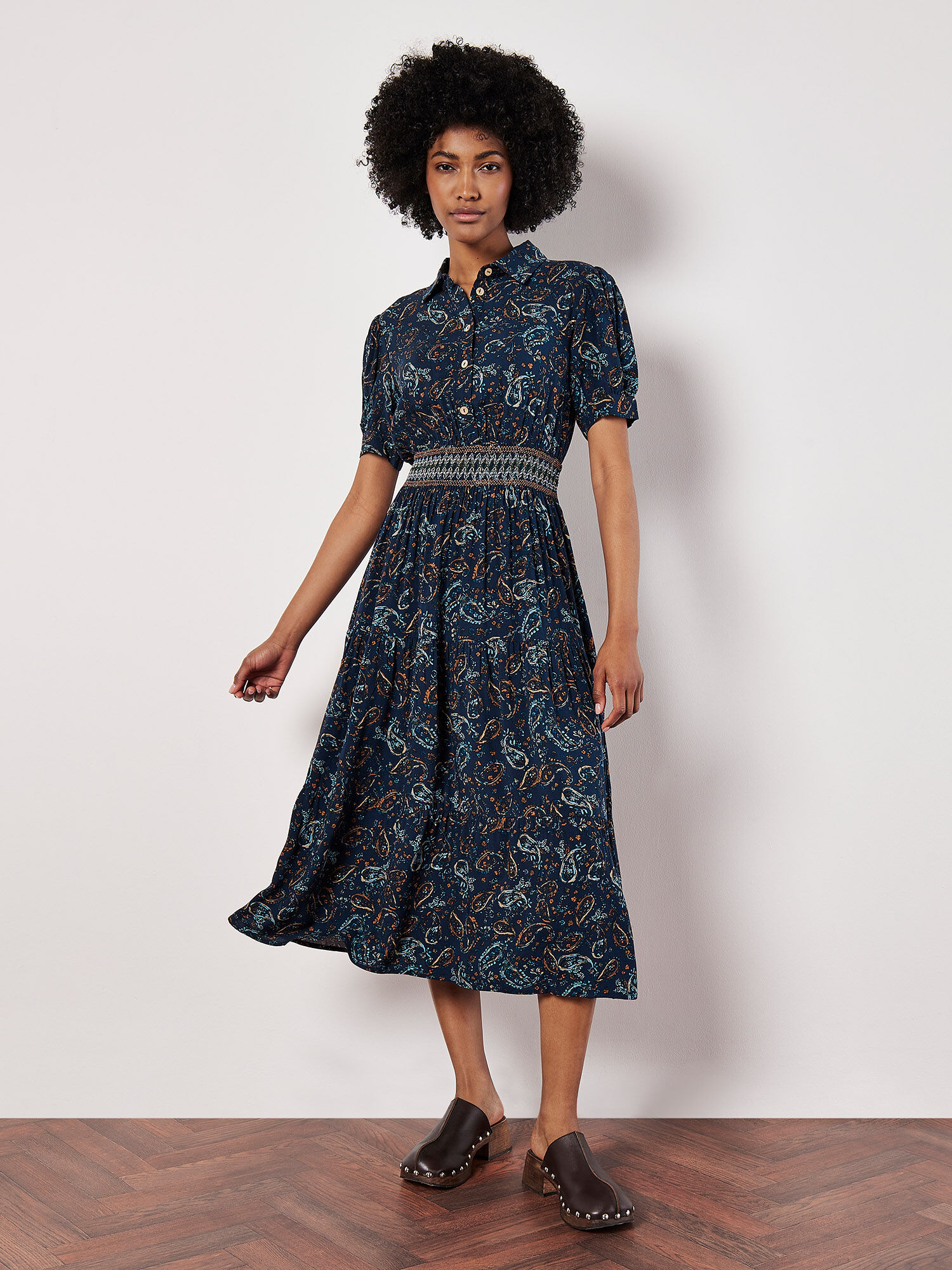 Apricot dresses sale store