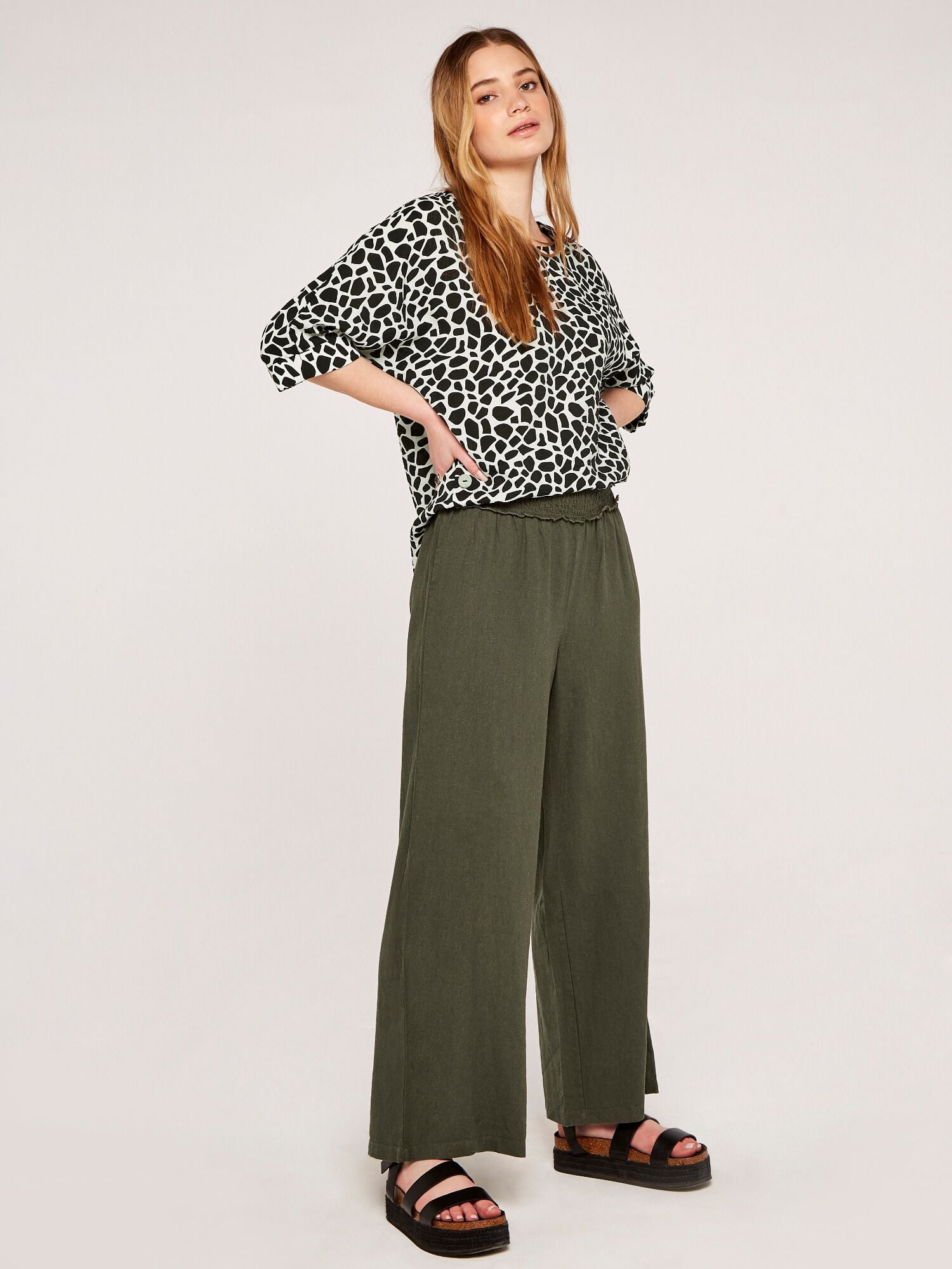 Shirred Wide Leg Trouser | Apricot UK