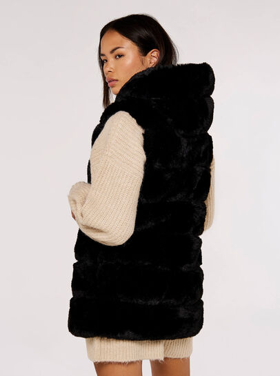 Tiered Fur Hooded Gilet