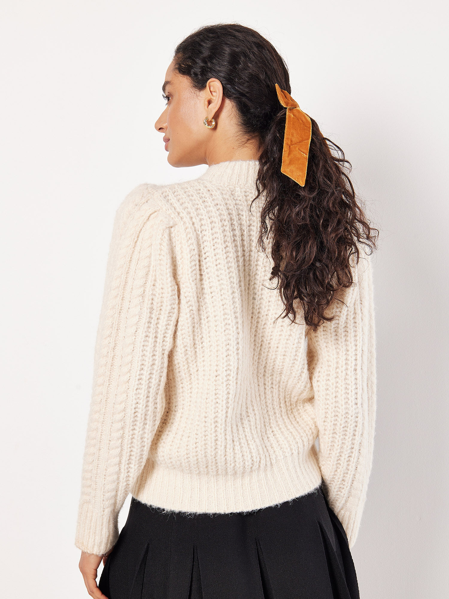 Chunky Cable Knit Jumper Apricot Clothing