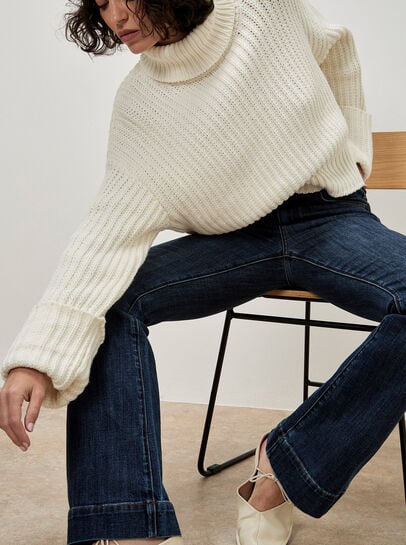 Lena Fit And Flare High Waist Jeans