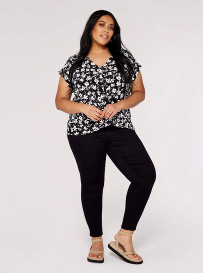 Curve Floral  Wrap Top