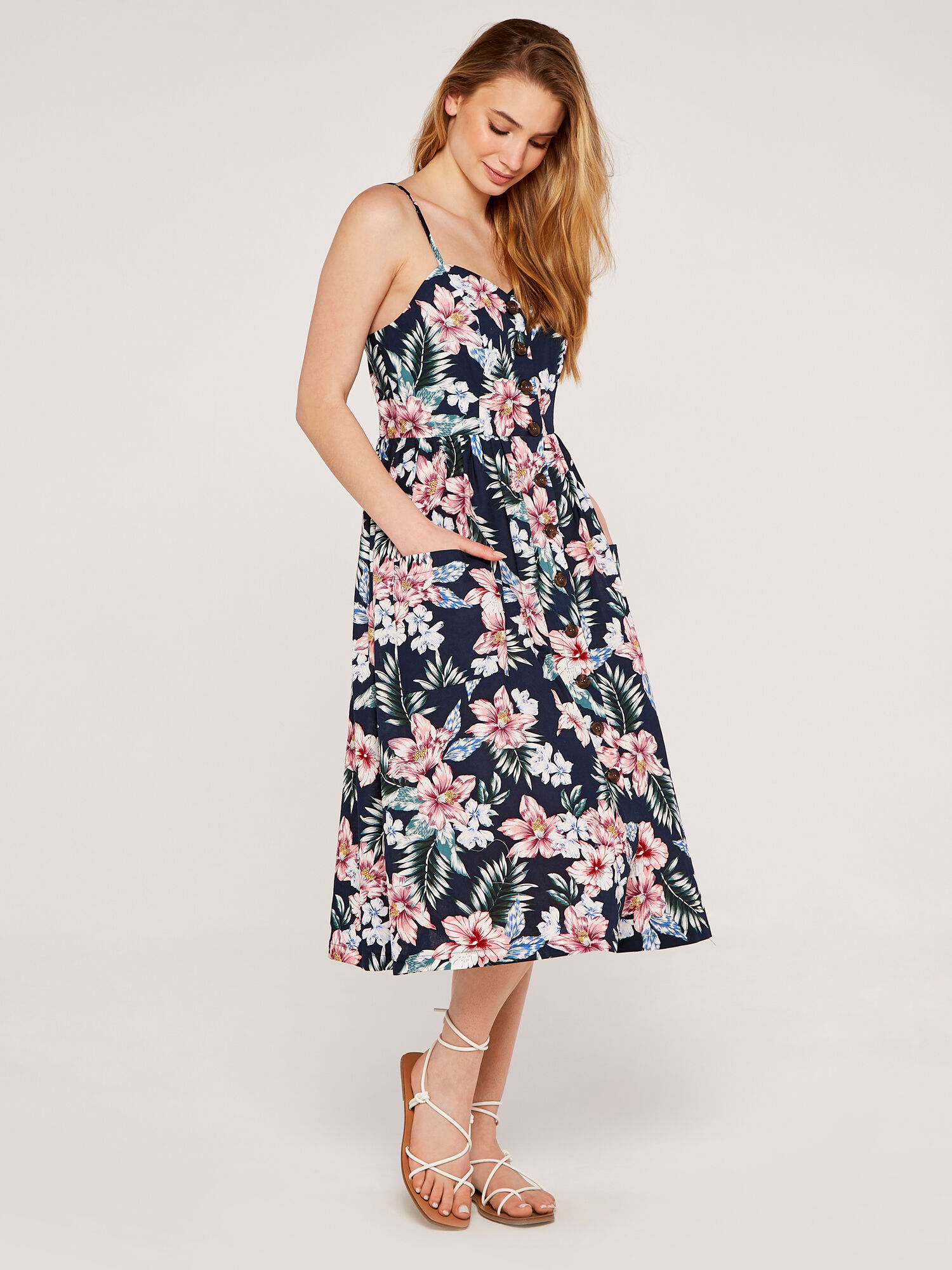Apricot tea dress deals