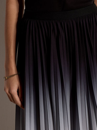 Ombre Pleated Midi Skirt