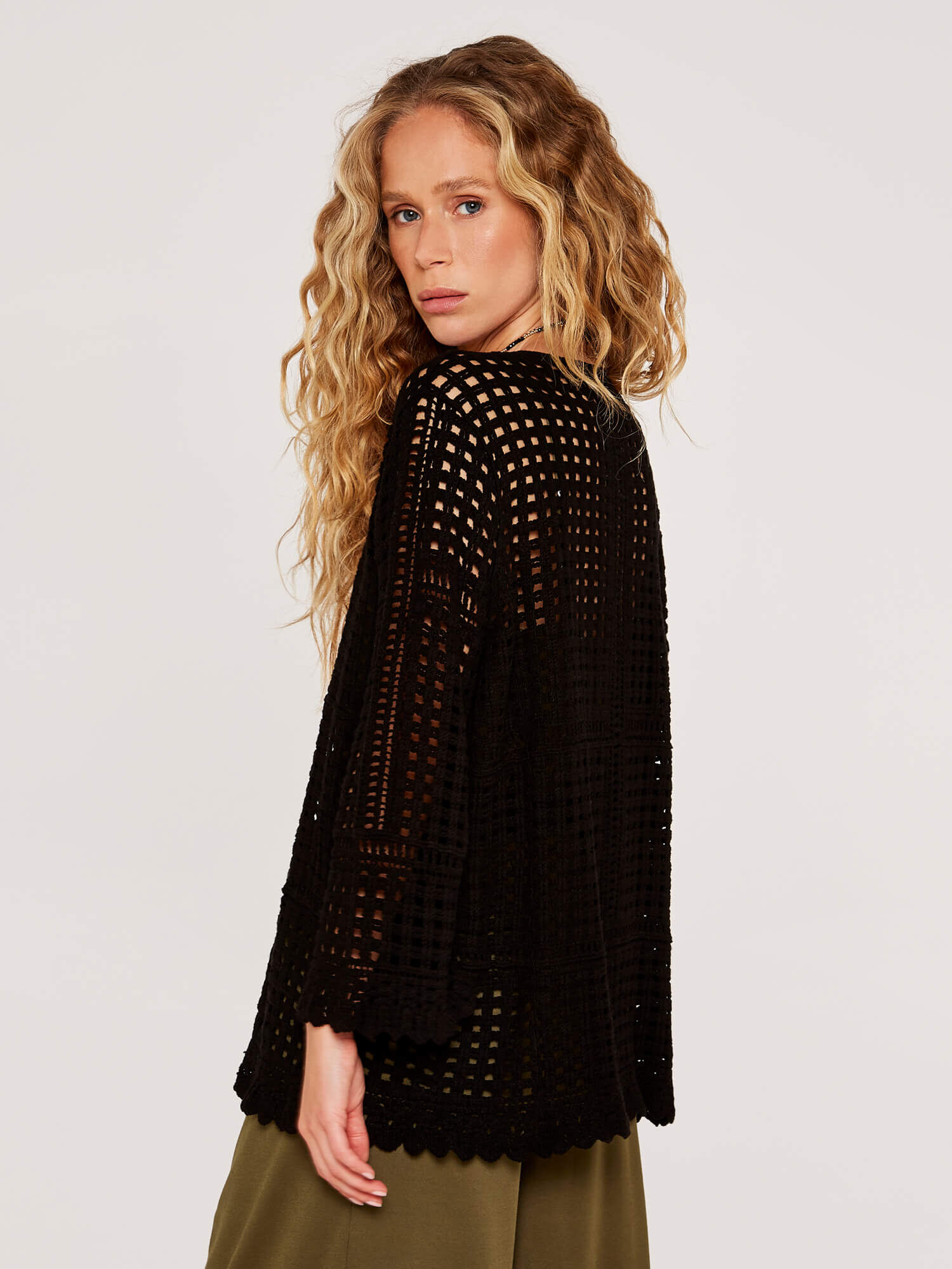 Crochet jumper black new arrivals